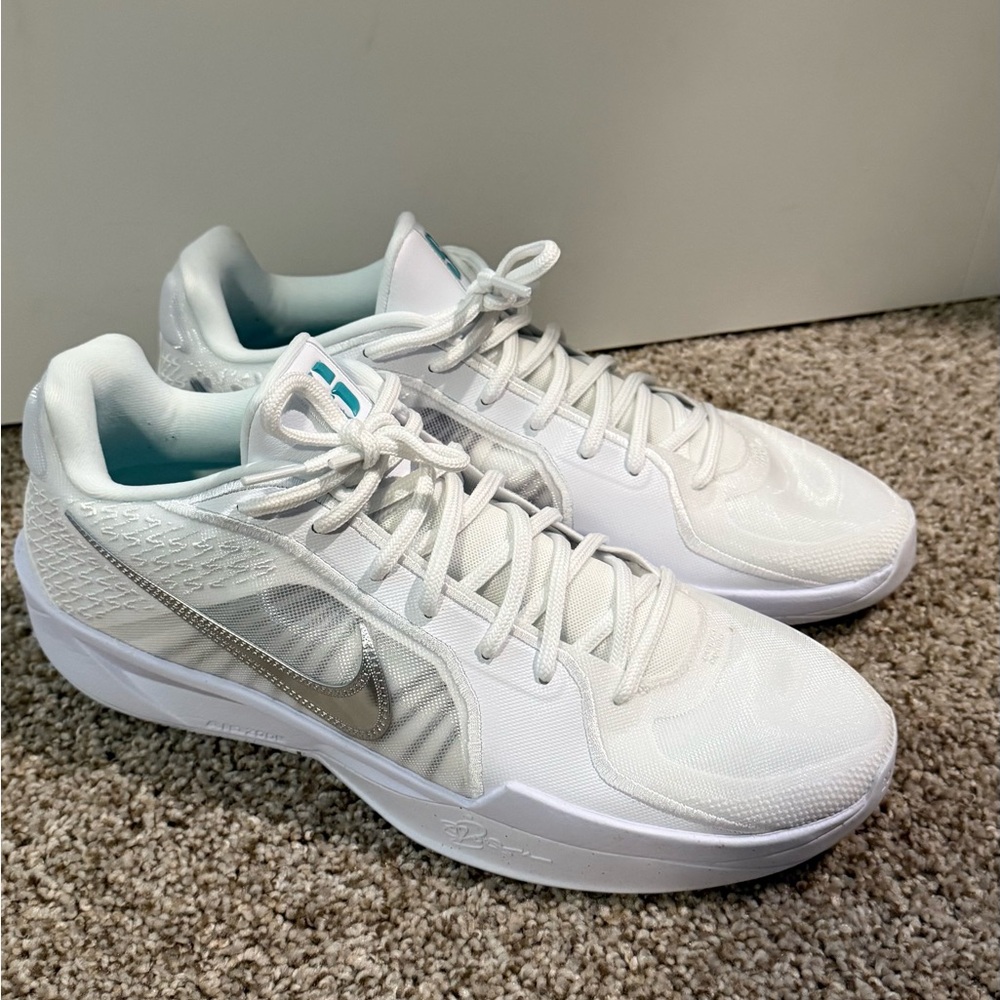 Nike Sabrina 3